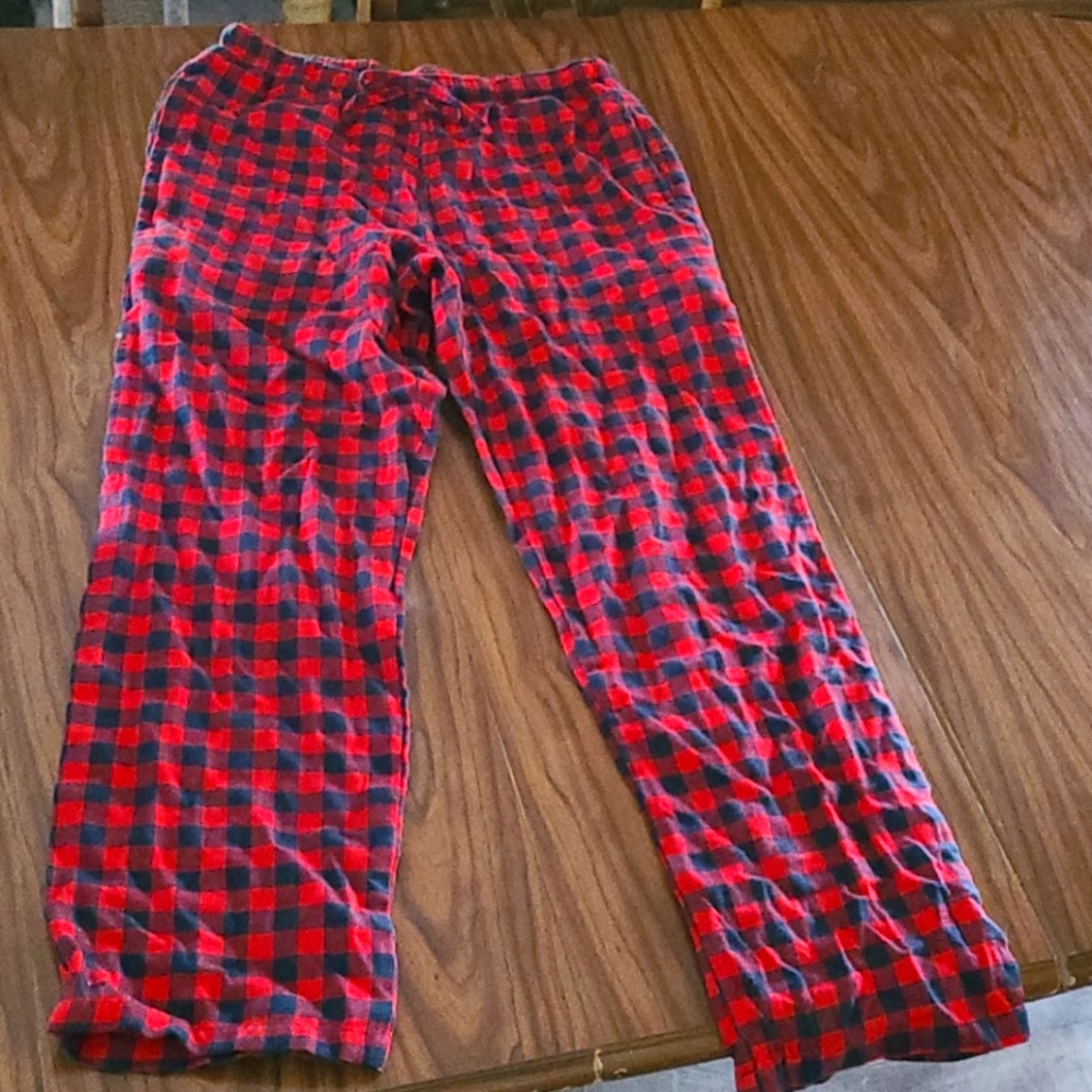 Pyjamas for men & women